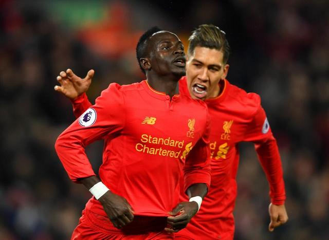 激烈的足球 激烈的足球